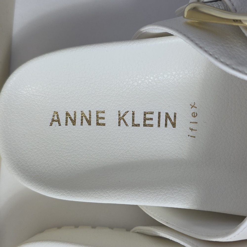Anne Klein (8.5) iflex White Footbed Sandals - Picture 3 of 10